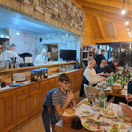 Villa Gjecaj Guesthouse And Restaurant Theth Zewnętrze zdjęcie
